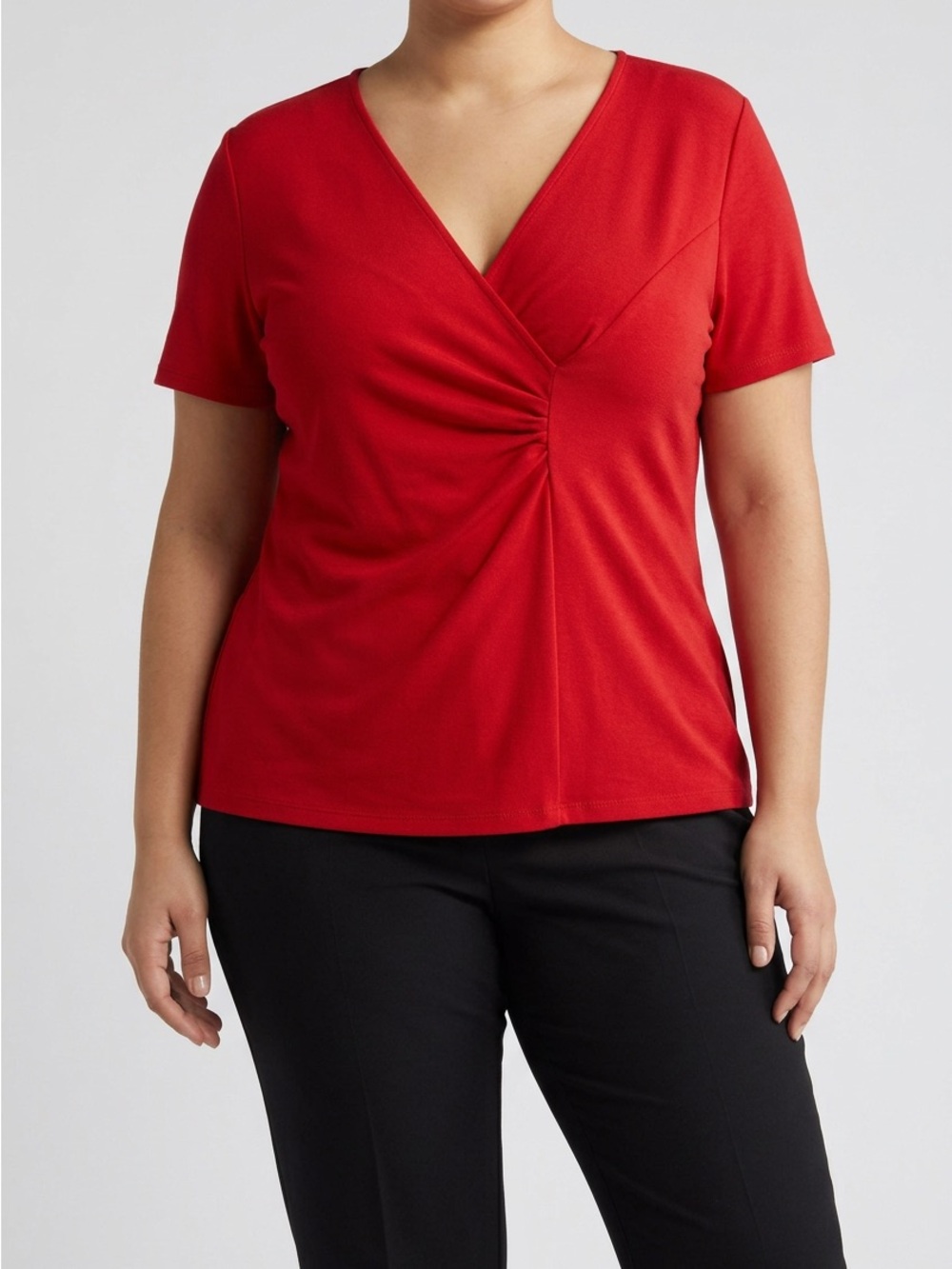 Vintage Clientele 1X Plus-Size Red V-Neck Twist-Front Short Sleeve Tee
